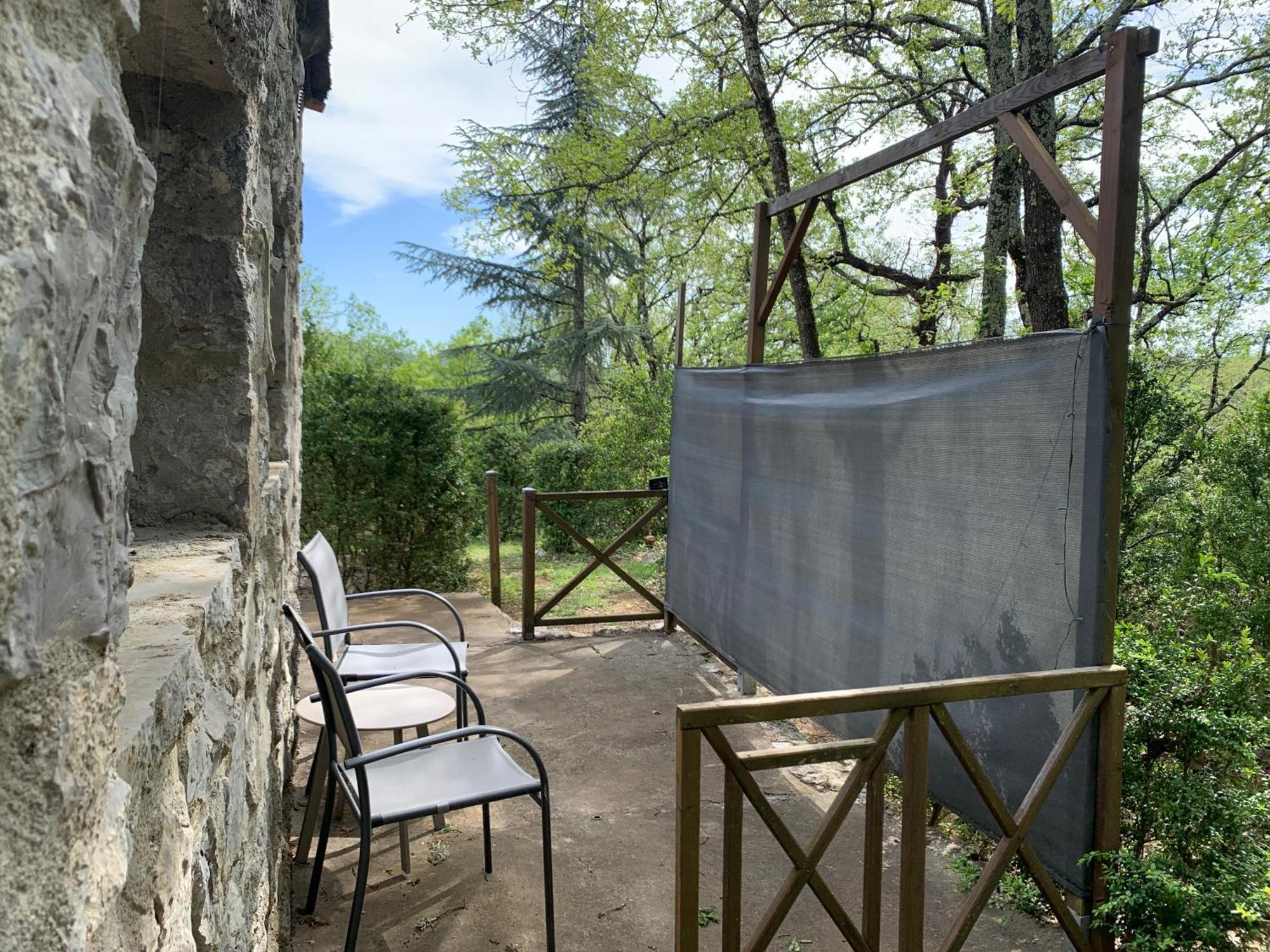 Villa de 100m2 avec grande piscine privée Saint Alban Auriolles Exterior foto